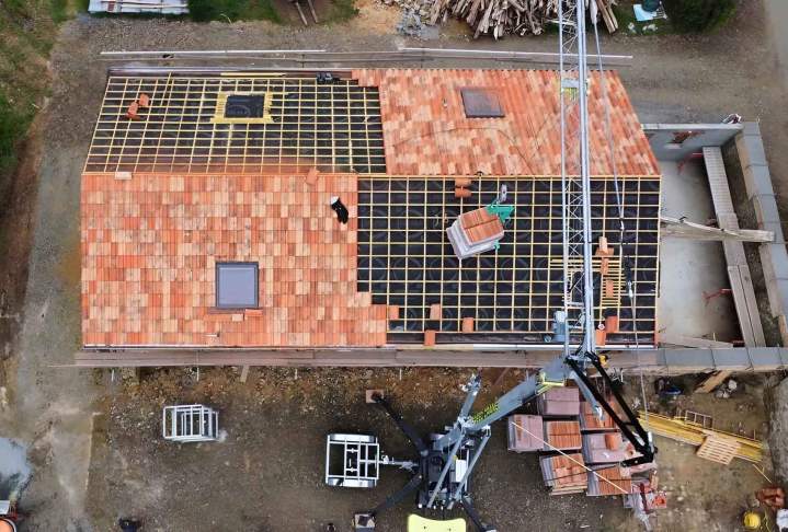 Travaux de couverture en tuiles traditionnelles ou modernes